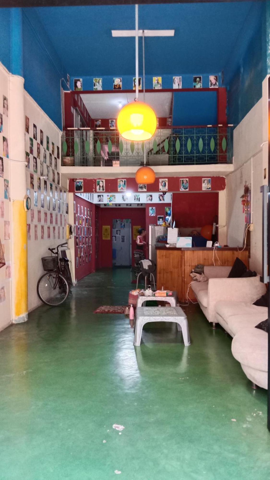 Banphe​ Hostel Εξωτερικό φωτογραφία